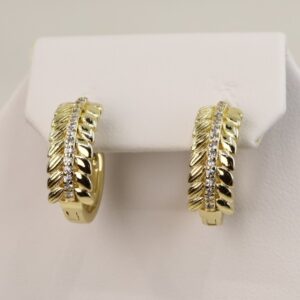 Cercei placati cu aur model CC177 - dimensiune 1,3 cm